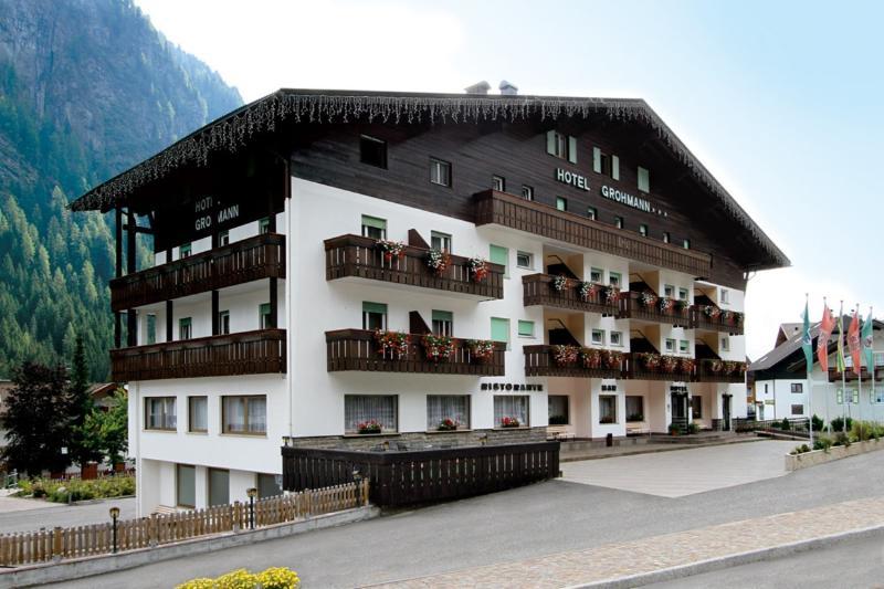 Hotel Grohmann Campitello di Fassa Exterior foto